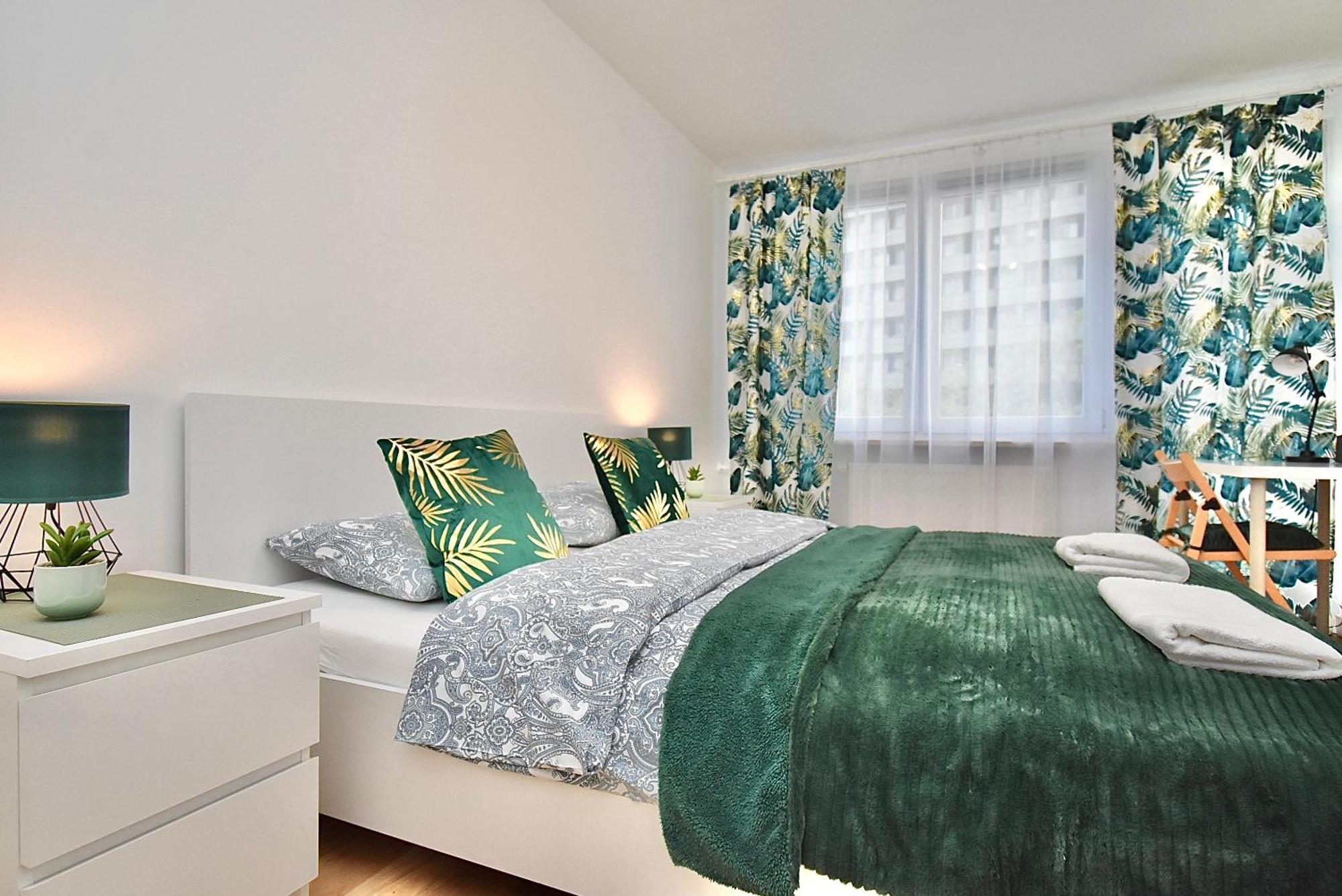 ורשה Rental Apartment Obrzezna מראה חיצוני תמונה