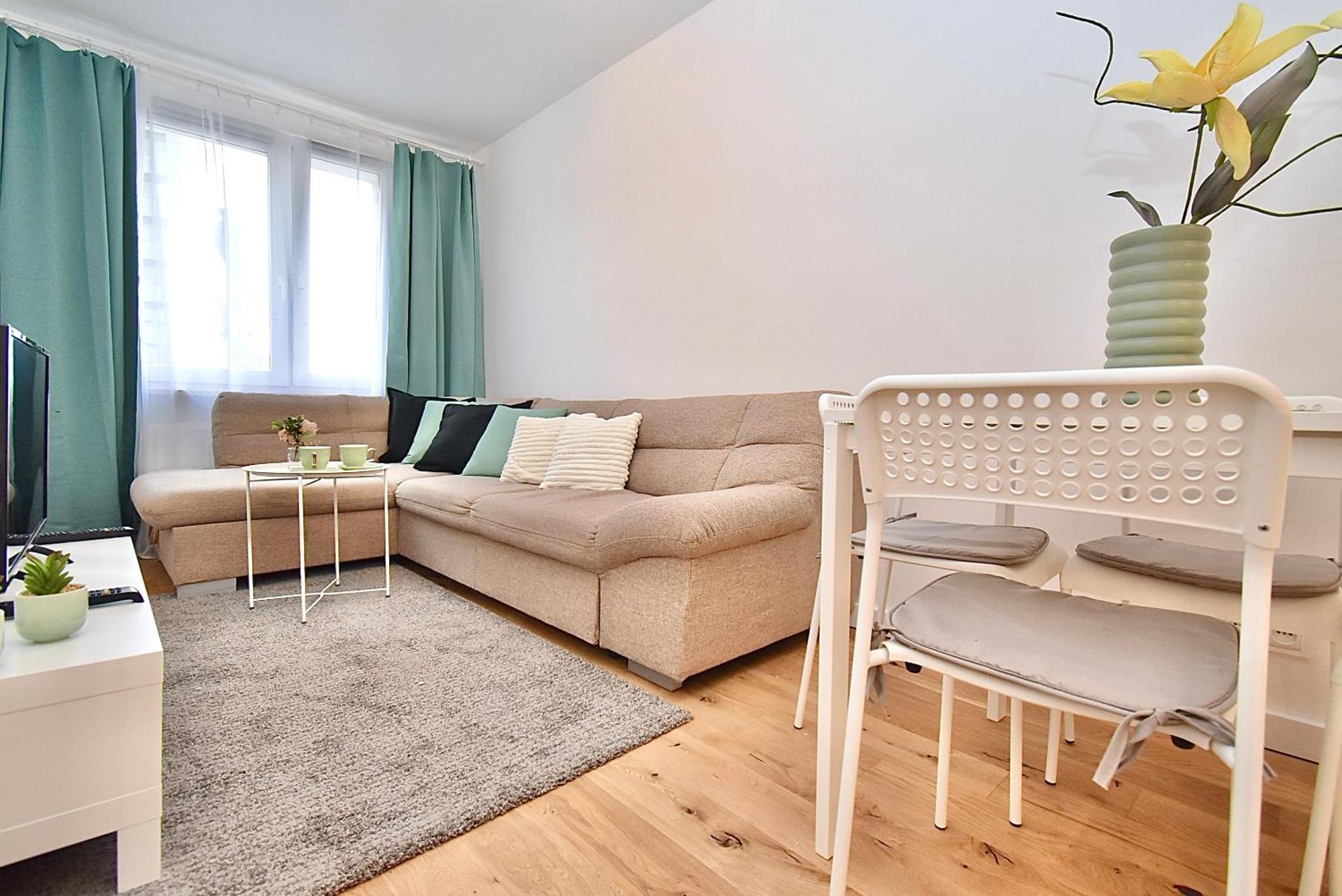 ורשה Rental Apartment Obrzezna מראה חיצוני תמונה