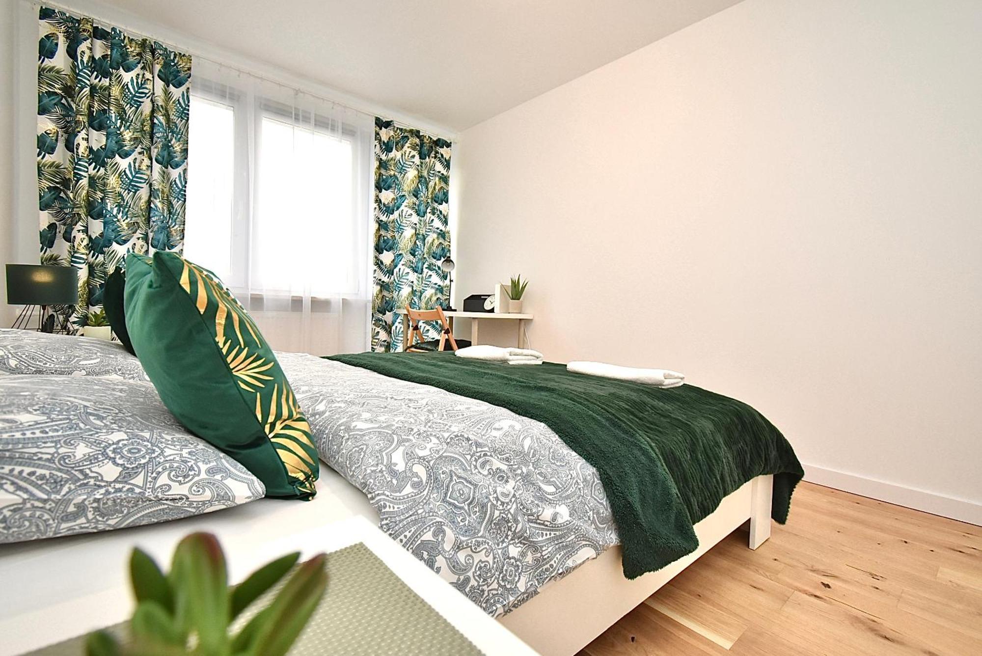 ורשה Rental Apartment Obrzezna מראה חיצוני תמונה